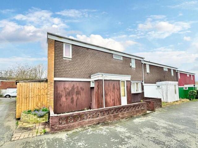 House for sale in Lyons, Greater London