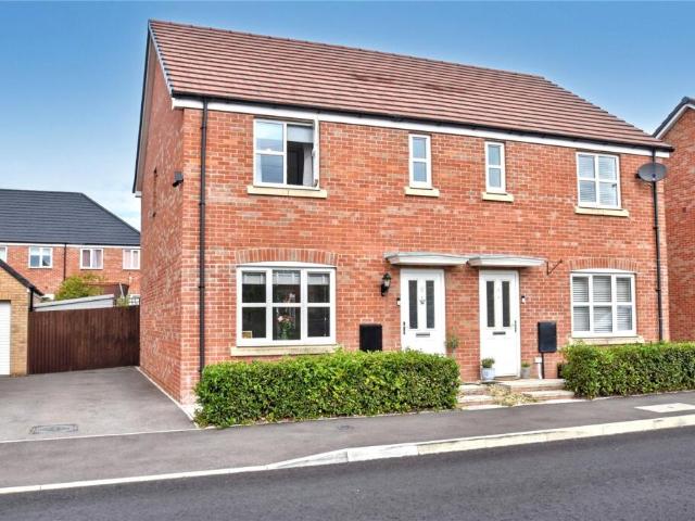 Semi Detached House for sale in Worcestershire