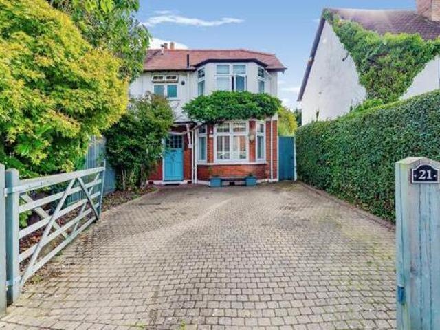 House for sale in Red Hill, Surrey