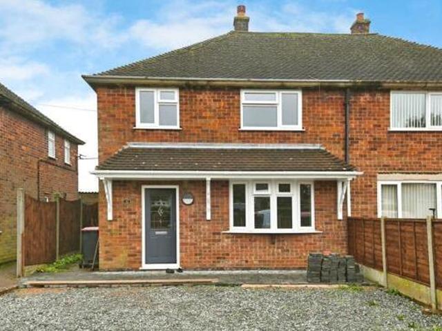 House for sale in Kettlebrook, Staffordshire