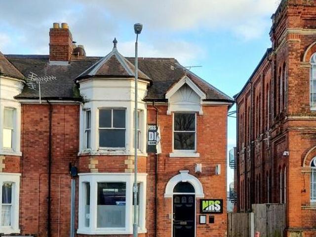 House for sale in Leyfields, Kettlebrook
