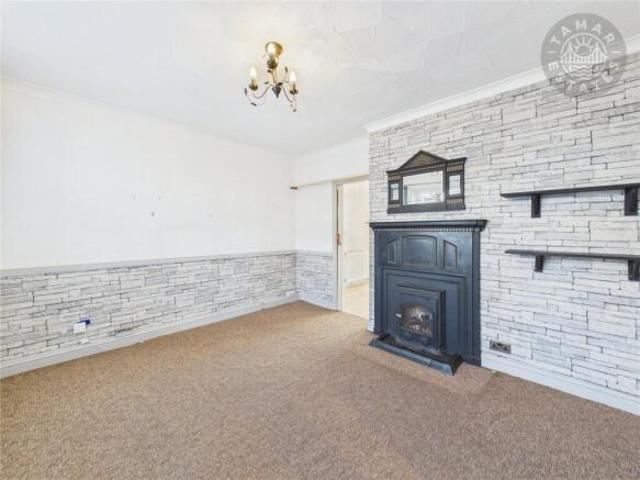 Farm for sale in Follaton, Strode