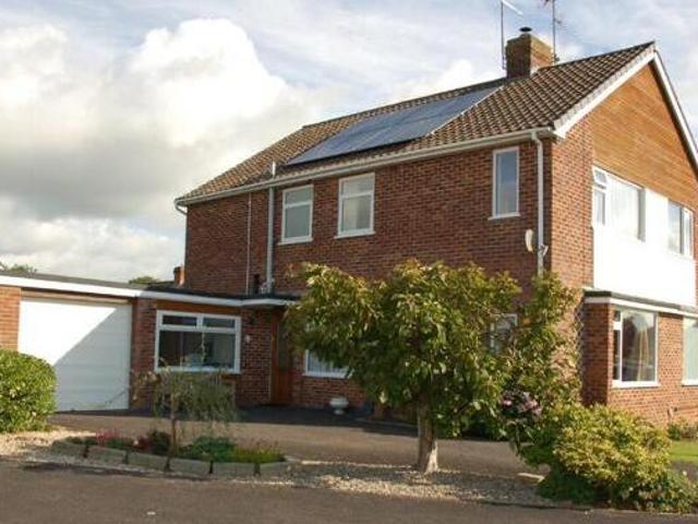 House for sale in Galmington, Rumwell