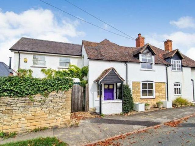 House for sale in Tewkesbury, Gloucestershire