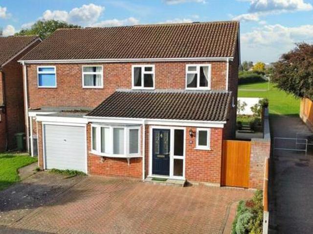 House for sale in Thatcham, West Berkshire