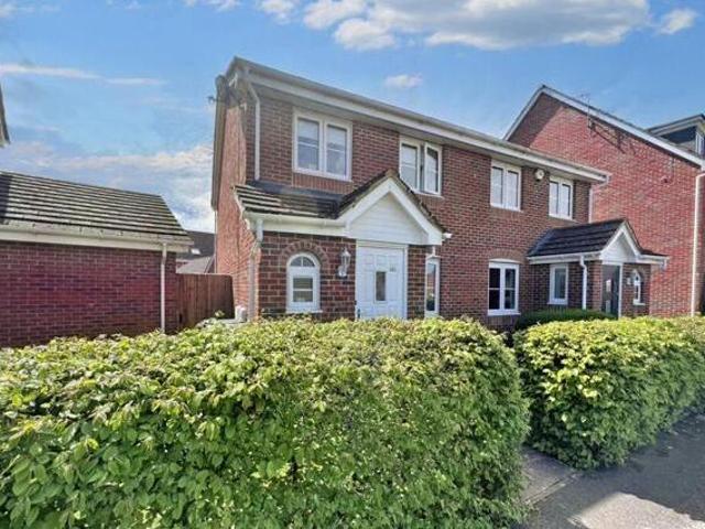 House for sale in Thatcham, West Berkshire