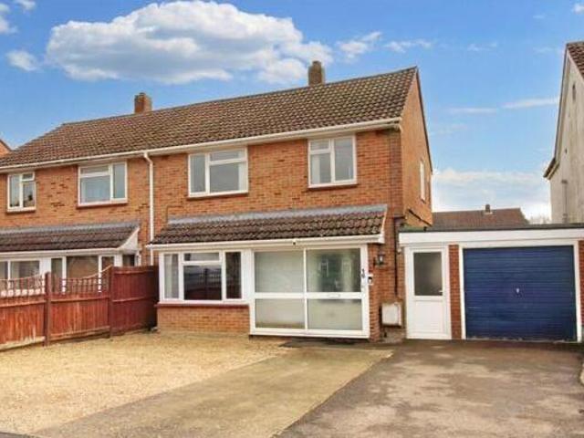 House for sale in Thatcham, West Berkshire