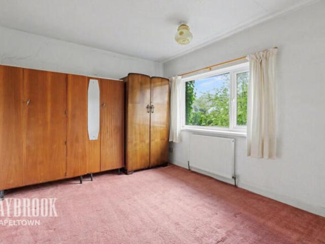 Farm for sale in Ecclesfield, South Yorkshire