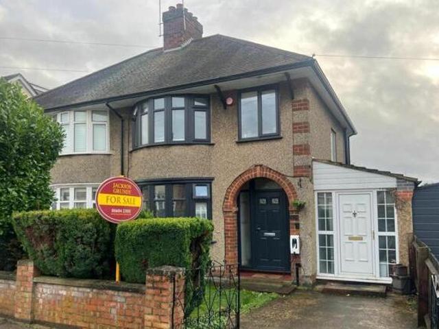 House for sale in Northampton, Northamptonshire