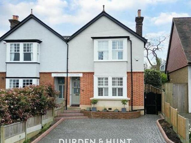 House for sale in Epping