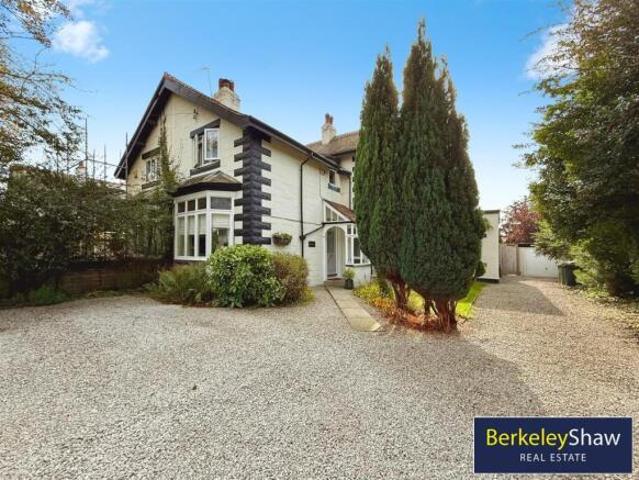 Farm for sale in Ashurst Bridge, Hampshire