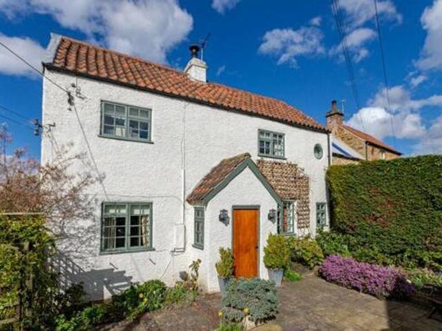 House for sale in Thirsk, North Yorkshire
