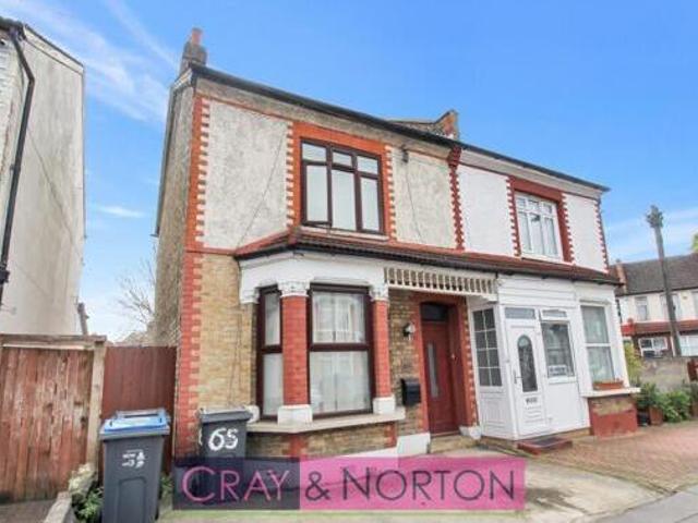 House for sale in London Borough of Croydon, Thornton Heath