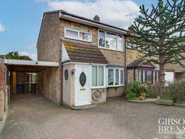 House for sale in Tilbury, Essex