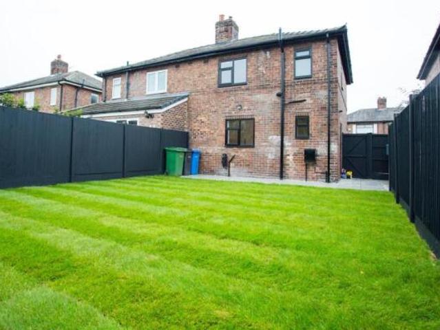 Farm for sale in Edgewater Park, Warrington