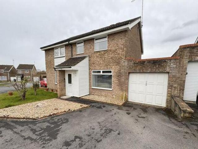 House for sale in Swindon