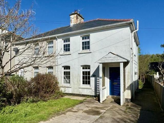 House for sale in Follaton, Strode