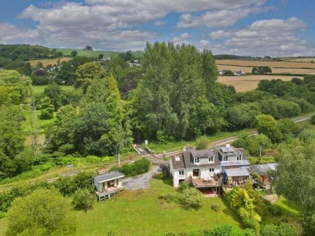 House for sale in Strode, Devon