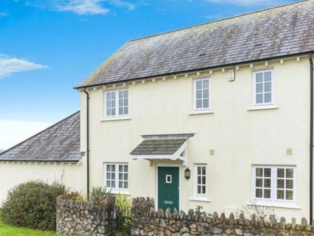 House for sale in Strode, Devon