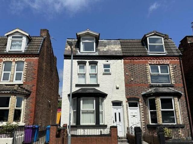 House for sale in Birkenhead, Wirral