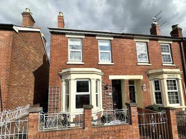 House for sale in Gloucester, Gloucestershire