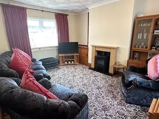 House for sale in Taibach