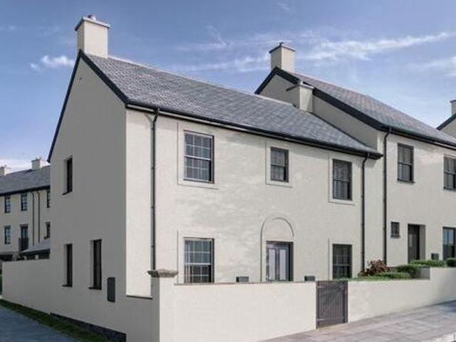 House for sale in Newquay, Cornwall