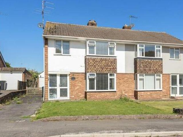 House for sale in Pouchen End, Hertfordshire