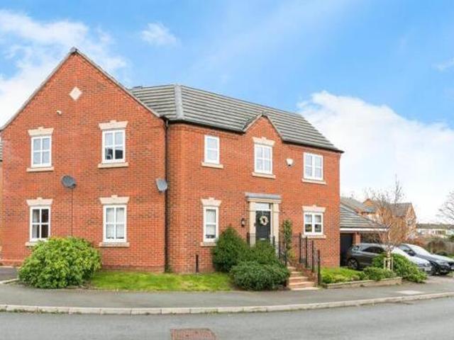House for sale in Kettlebrook, Staffordshire