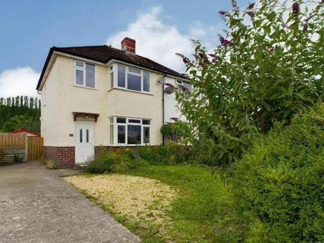 House for sale in Llanbadoc, Wales