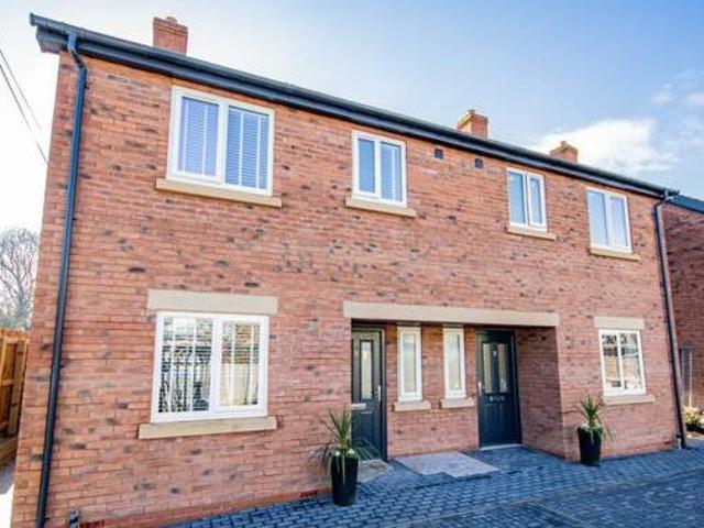 House for sale in Uttoxeter, East Staffordshire