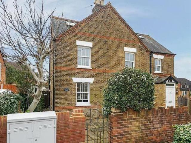 House for sale in Uxbridge, Greater London