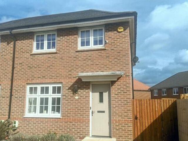 House for sale in Pinders Heath, West Yorkshire