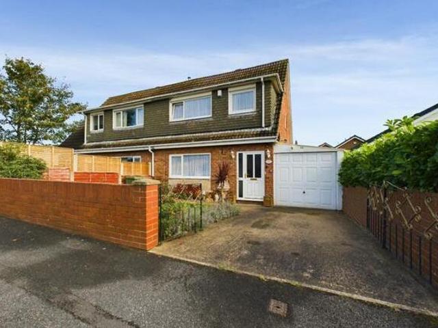House for sale in Hollingthorpe, Wakefield