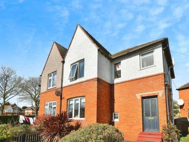 House for sale in Horbury, West Yorkshire
