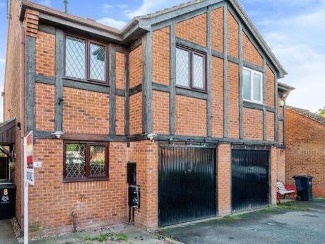 House for sale in Warndon, Worcestershire