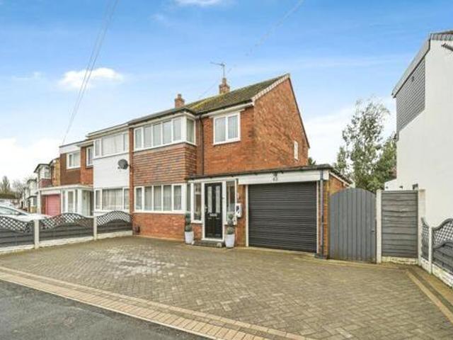 House for sale in Bloxwich, West Midlands