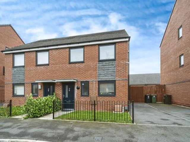House for sale in Bloxwich, West Midlands