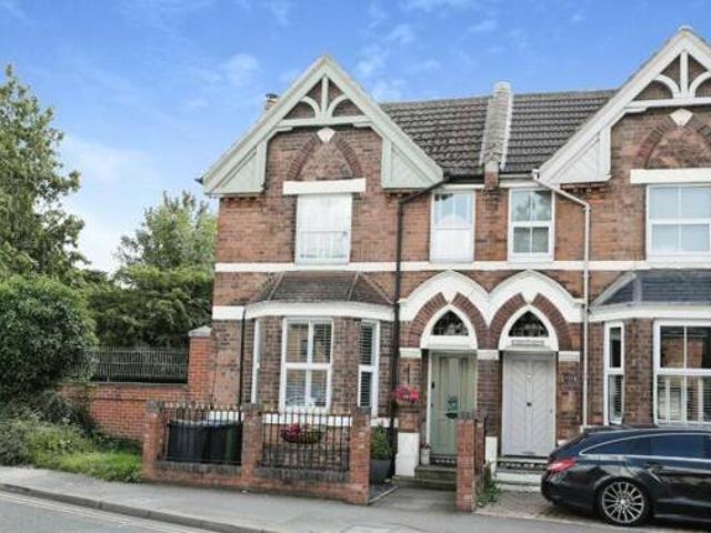 House for sale in Emscote, Warwick