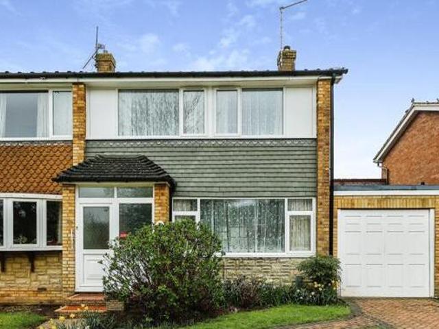 House for sale in Spring Vale, Hampshire