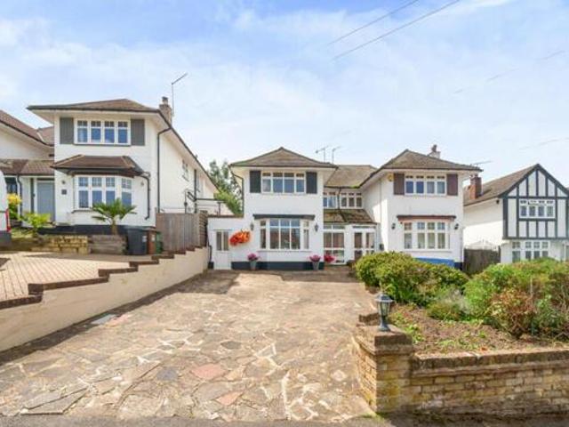 House for sale in North Watford, Hertfordshire