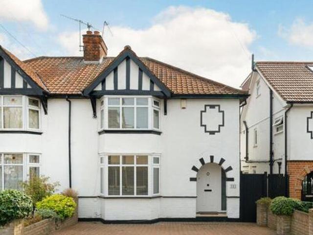 House for sale in North Watford, Hertfordshire