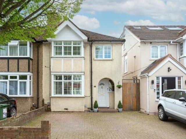 House for sale in North Watford, Hertfordshire