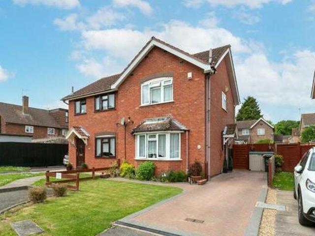 House for sale in Watford, Hertfordshire