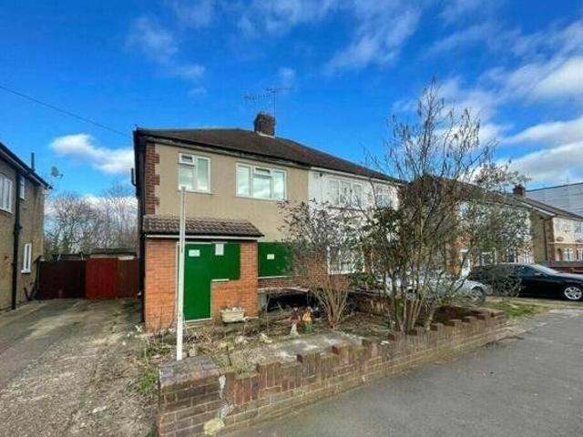 House for sale in Tudor Estate, Watford