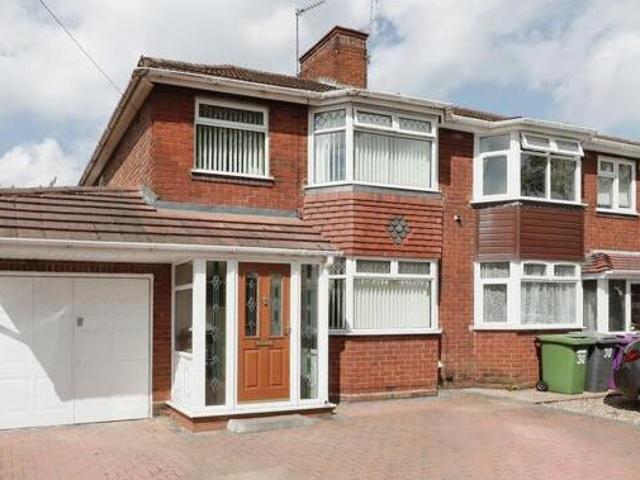 House for sale in Fallings Park, Park Village