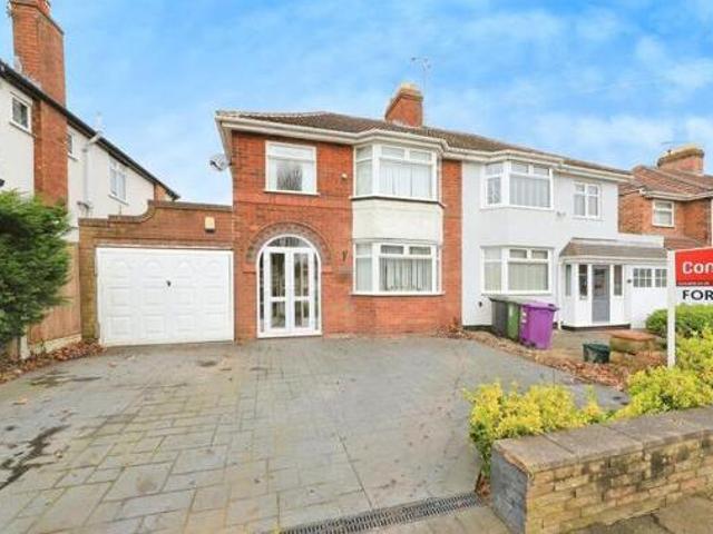 House for sale in Fallings Park, Park Village