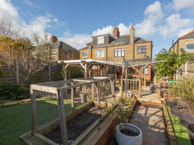 Farm for sale in Acol, Kent