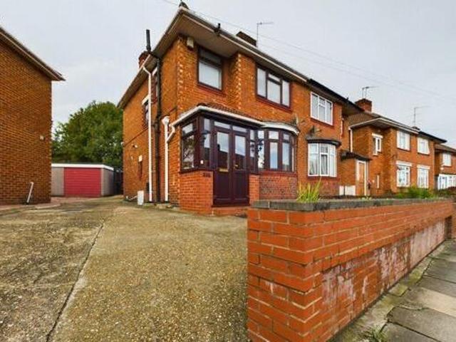 House for sale in Wembley, Greater London