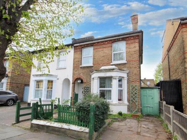 House for sale in Wembley, Greater London